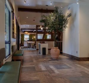 olive garden inside